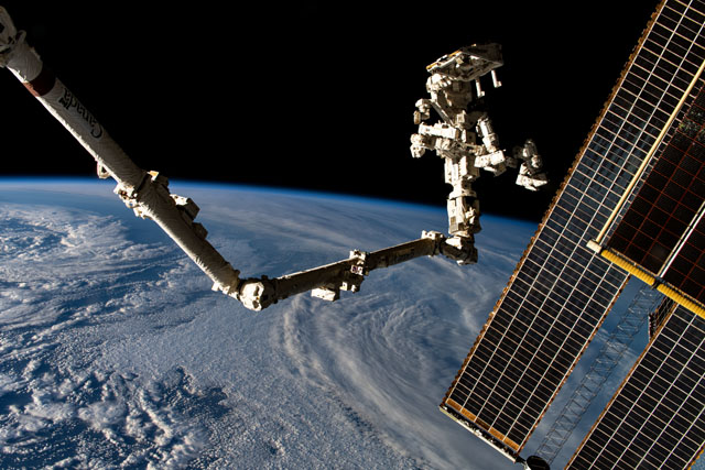 Astronaut photo for ISS071-E-77771