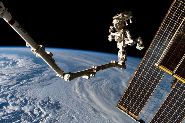 Astronaut photo for ISS071-E-77773