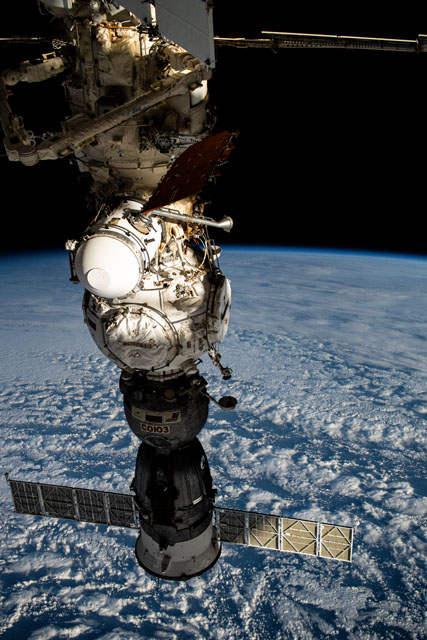 Astronaut photo for ISS071-E-77775