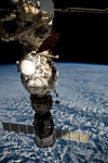 Astronaut photo thumbnail for ISS071-E-77774