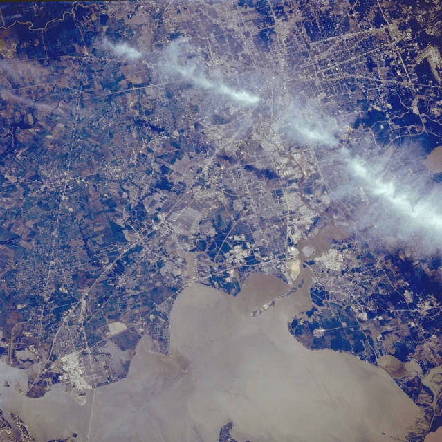 View Low-Resolution Image