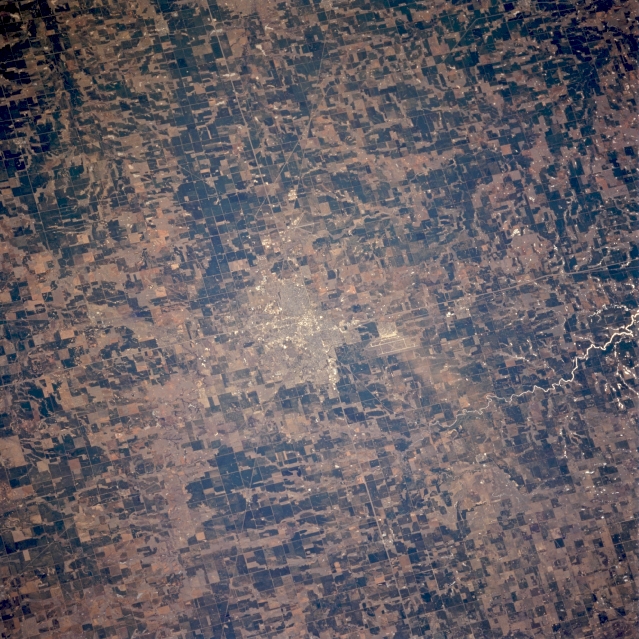 View Low-Resolution Image