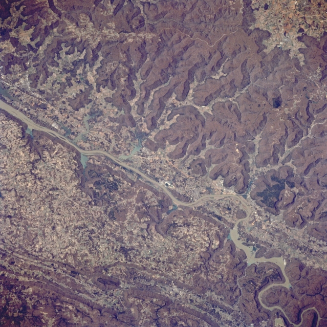 View Low-Resolution Image