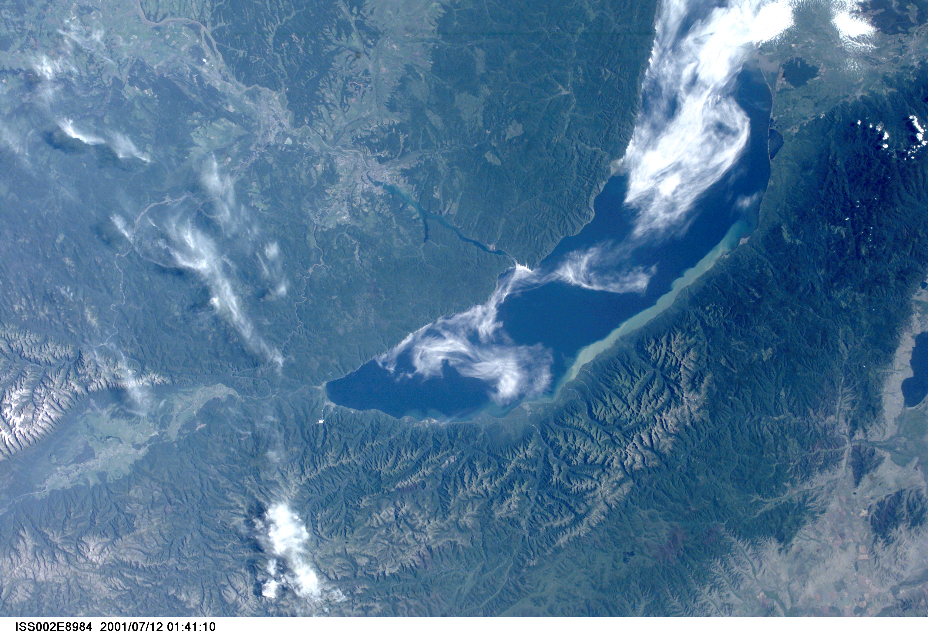 Озеро байкал из космоса фото