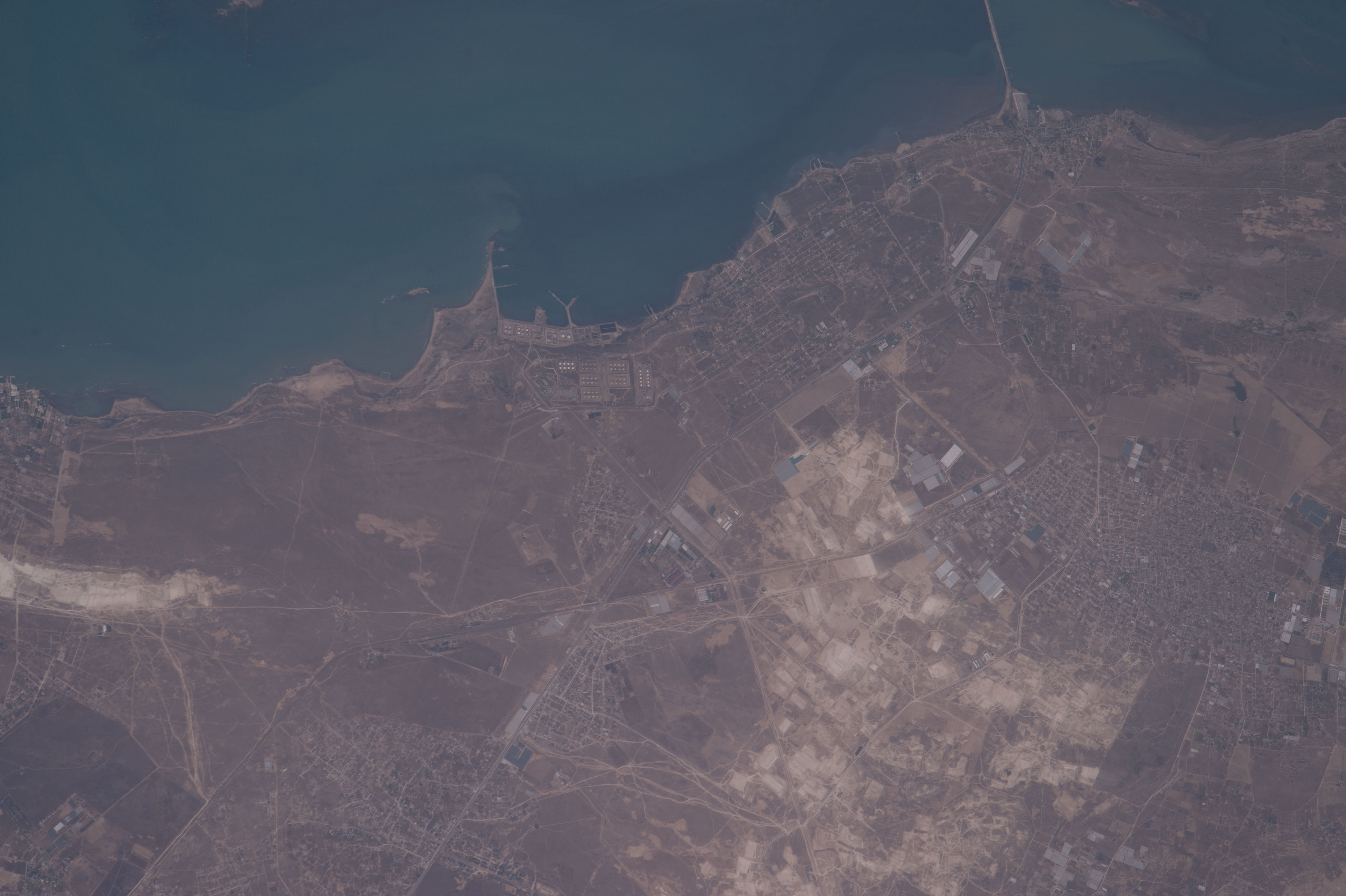 Astronaut Photo ISS048-E-575 AZERBAIJAN