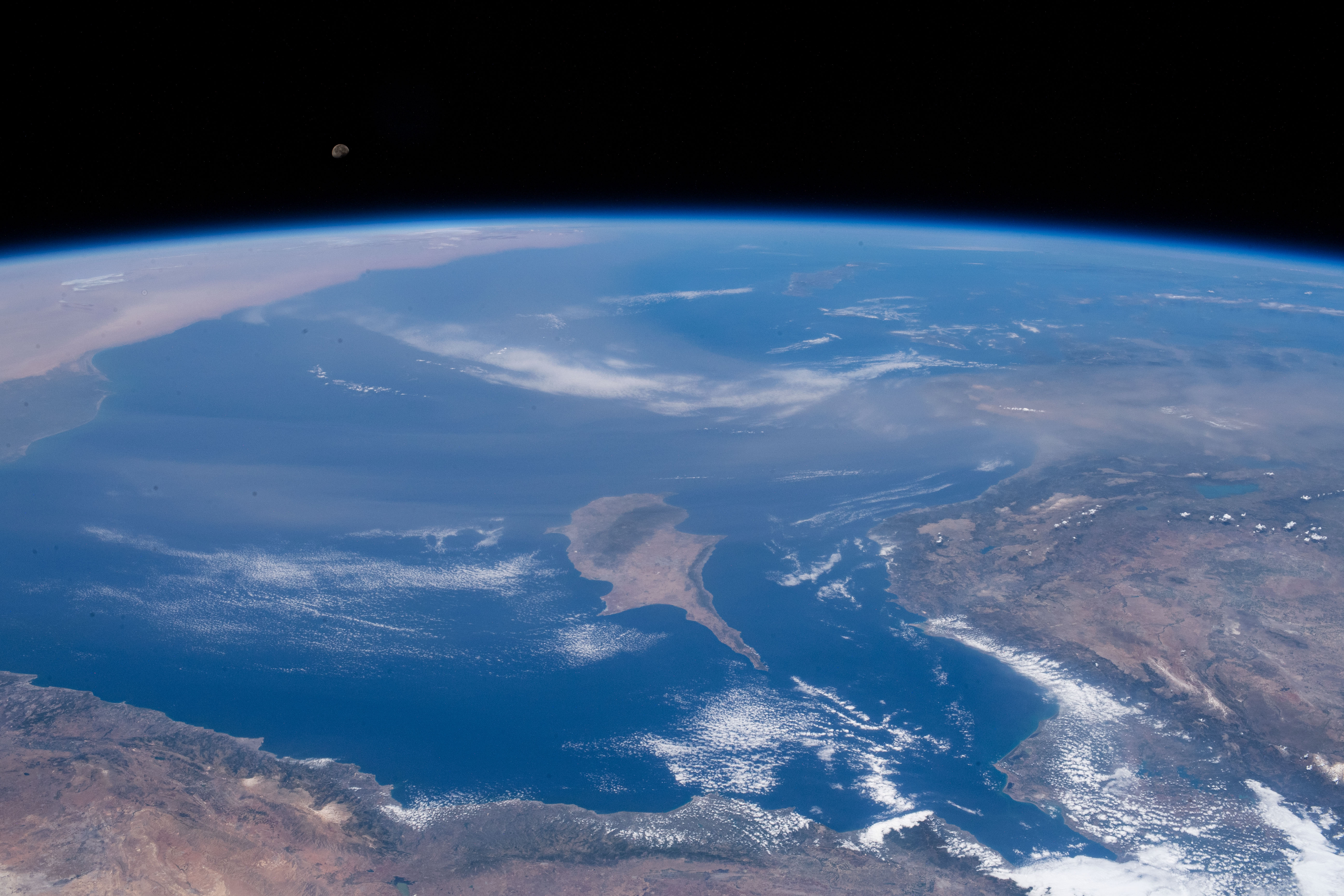 Наса город. Снимки из космоса. Снимки земли НАСА. Земля сверху. Фотография земли из космоса 2020.