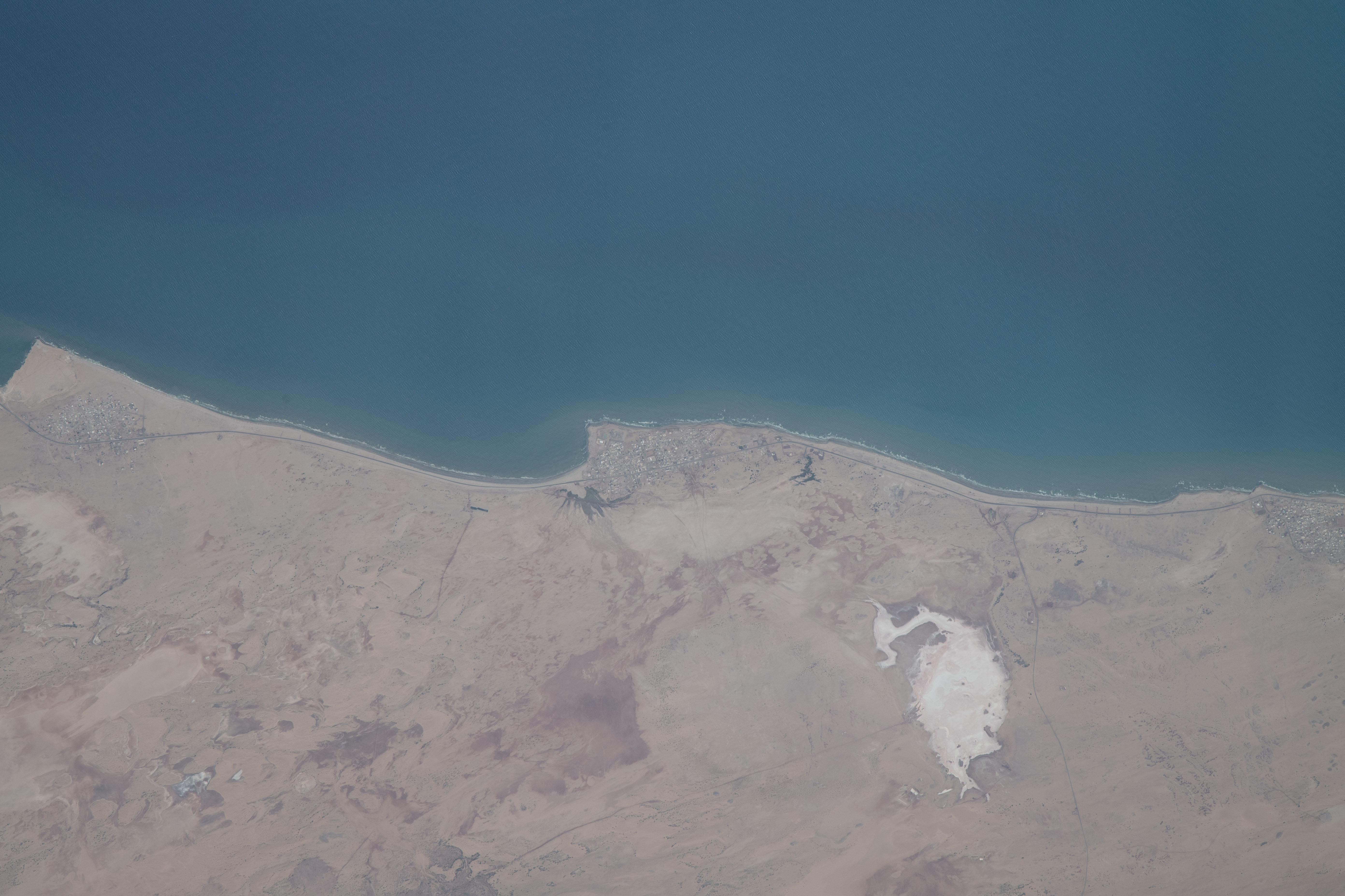 Astronaut Photo ISS067-E-28707