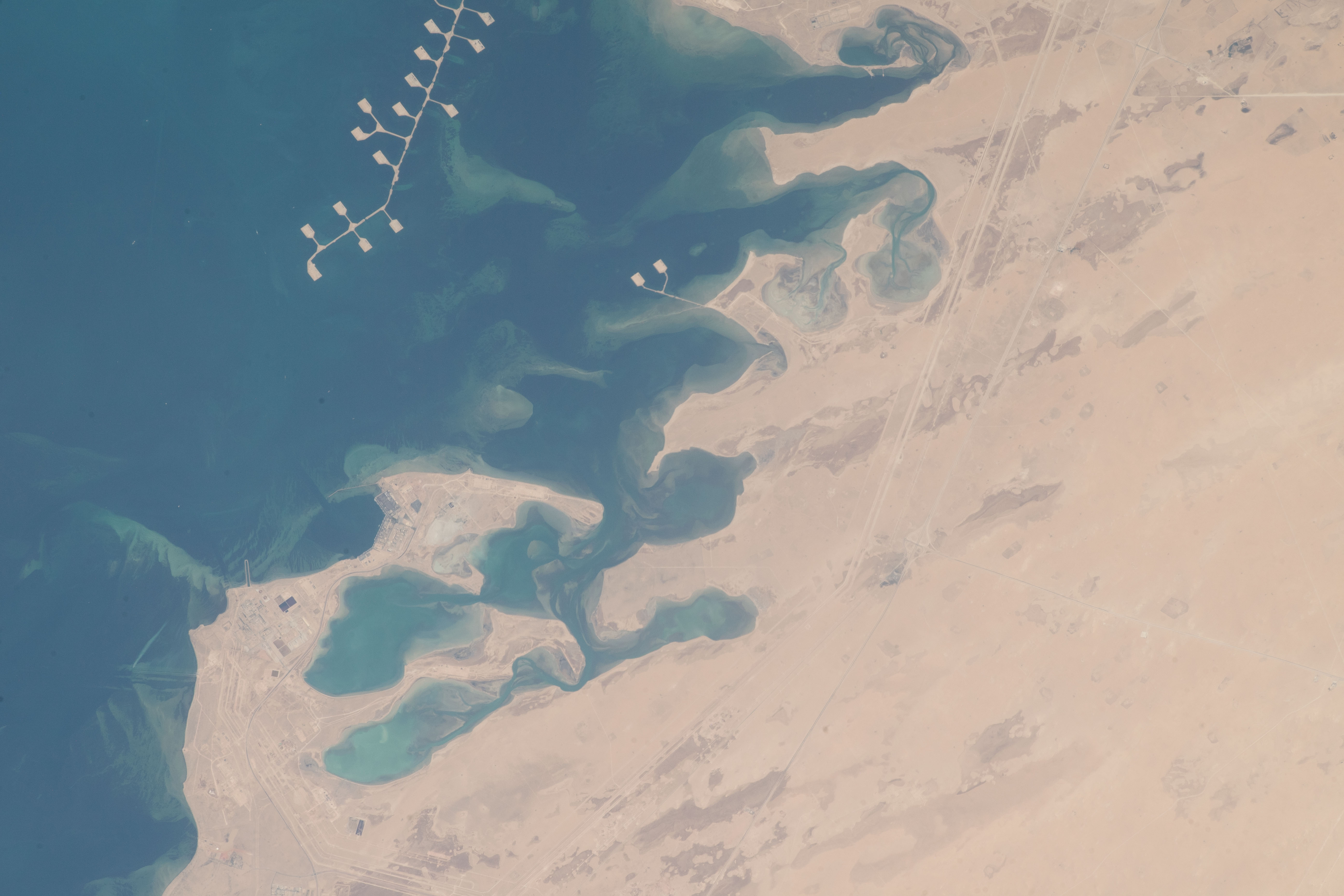 Astronaut Photo ISS068-E-18107