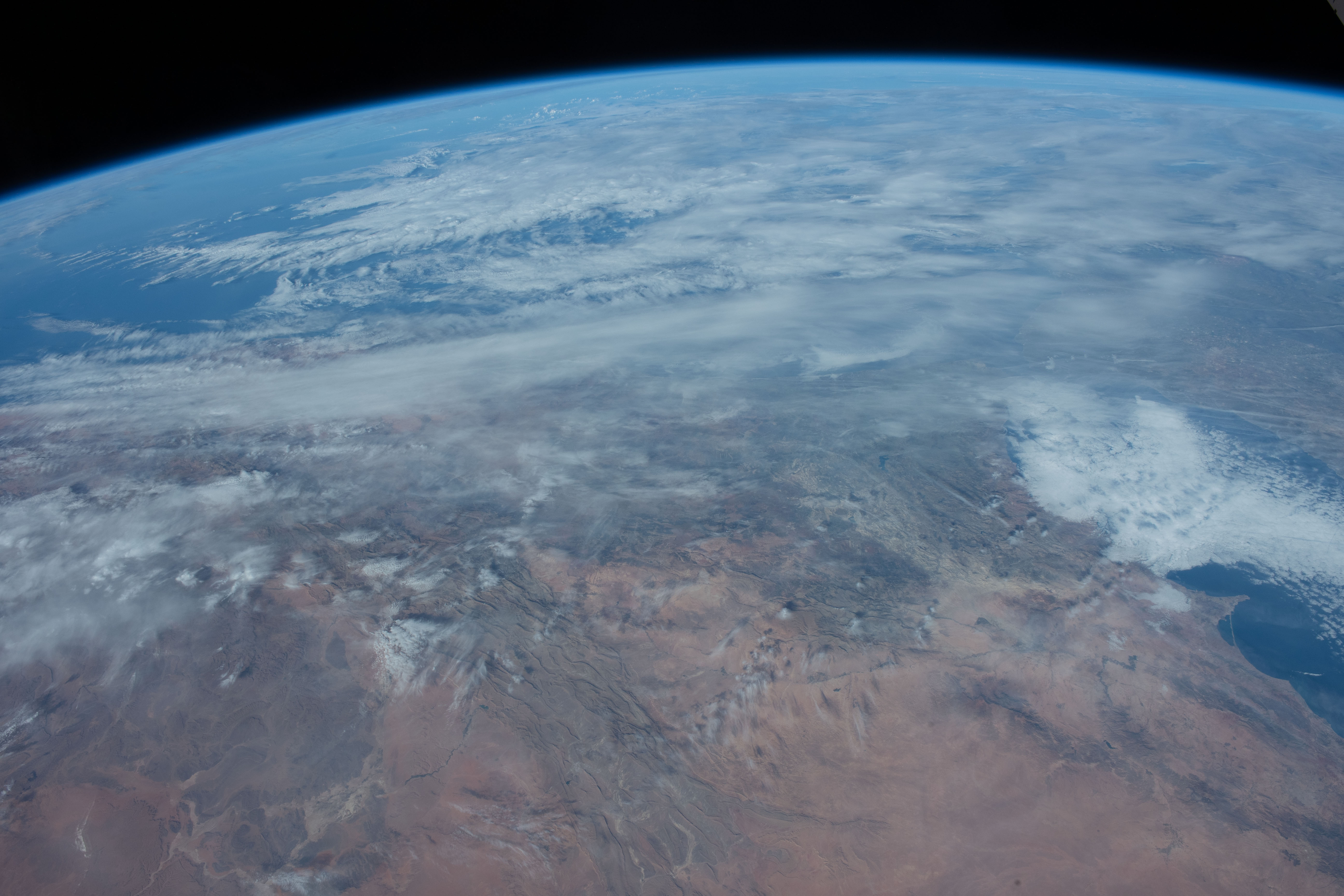 Astronaut Photo ISS070-E-87125