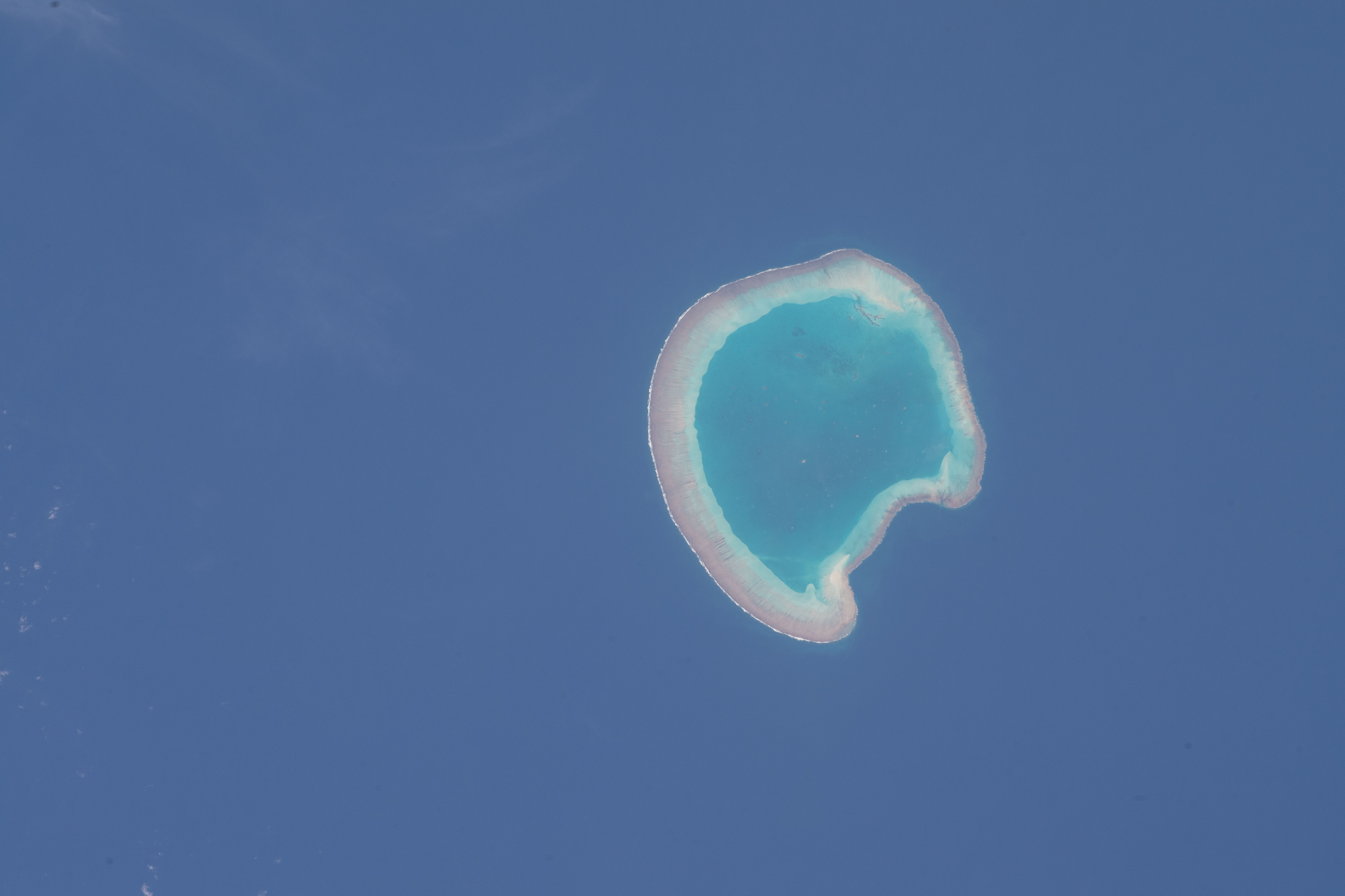 Astronaut photo iss070 e 942