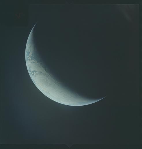 Astronaut photo for AS04-1-577