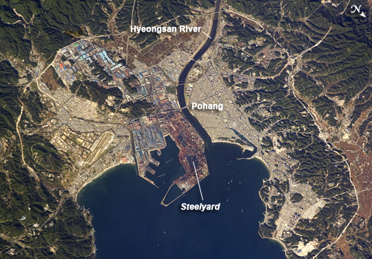 Photo: ISS020-E-9011