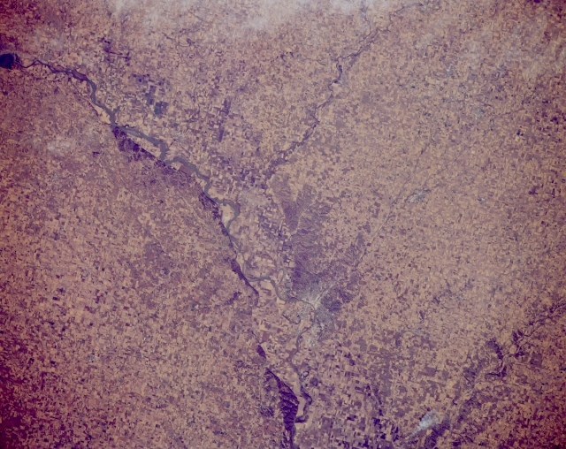 Photo: STS066-154-93