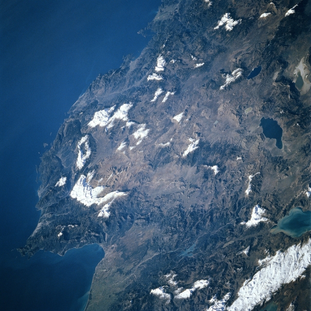 Photo: STS081-727-89