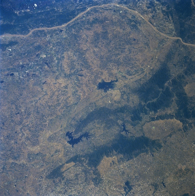 Photo: STS087-701-40