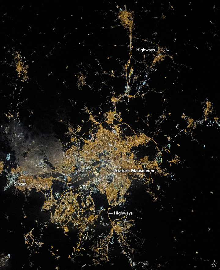 Photo: ISS062-E-112756