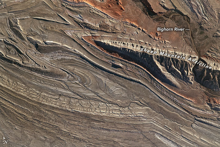 Photo: ISS065-E-22937