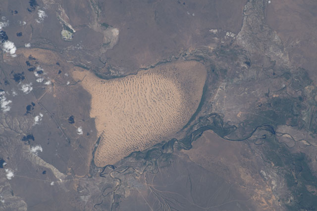 Photo: ISS067-E-133142