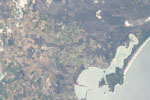 thumbnail image of ISS071-E-581007