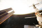 thumbnail image of ISS075-E-155572