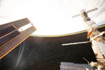 thumbnail image of ISS075-E-155577