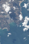thumbnail image of ISS075-E-156985