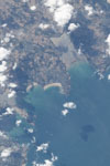 thumbnail image of ISS075-E-157015