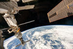 thumbnail image of ISS075-E-157433
