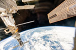 thumbnail image of ISS075-E-157435